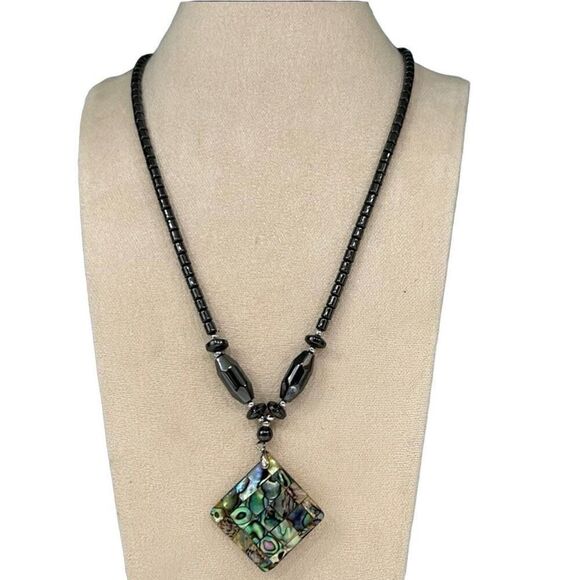 Gorgeous Abalone Shell Pendant and Hematite Chain Necklace 24” - Picture 2 of 10